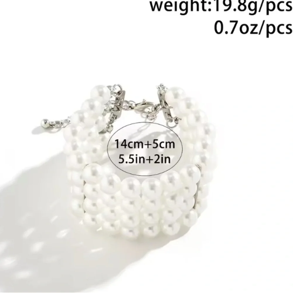 Pearl bracelet